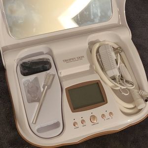 Trophy Skincare Microdermabrasion Machine